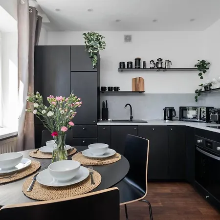 Espresso Apartment Plac Mirowski Warsaw Exterior photo